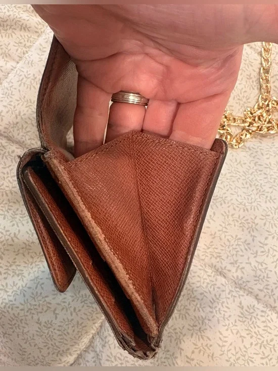 Authentic Vintage Louis Vuitton Monogram Compact Wallet - Picture 8 of 15